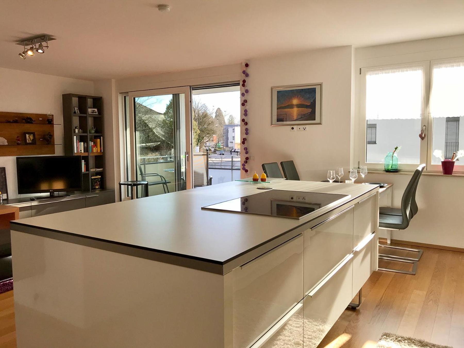 Ferienwohnung Central 1St Floor - Hochwertige Wohnung Mit Balkon Und Aufzug New Translation Exteriér fotografie